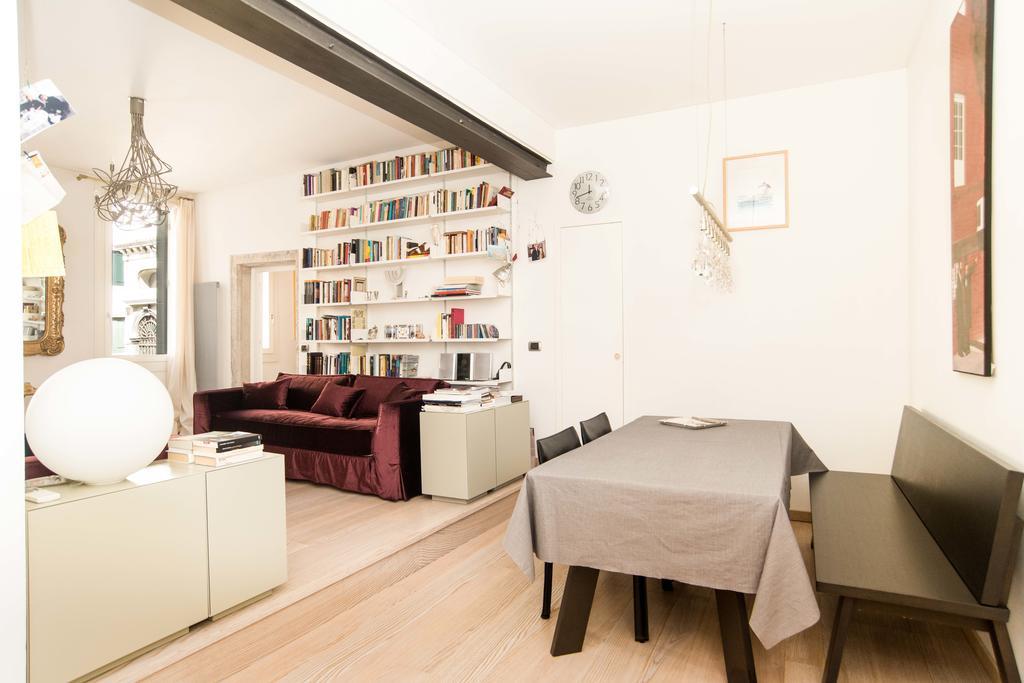 Ghetto Modern Apt For 4, Venice Apartment Bagian luar foto